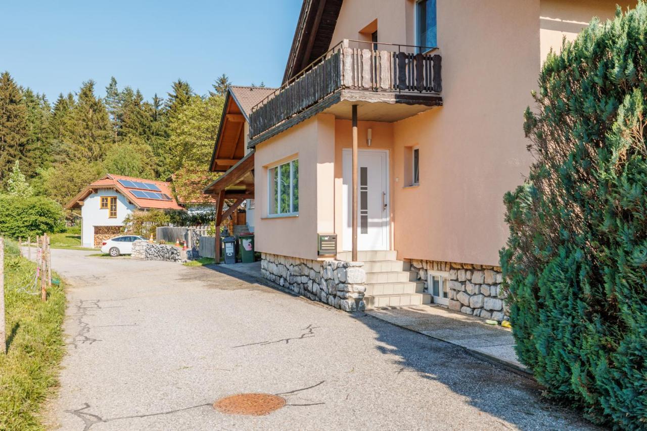 Ferienhaus Auszeit Natur Villach Exterior photo