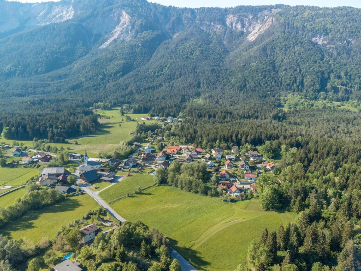 Ferienhaus Auszeit Natur Villach Exterior photo
